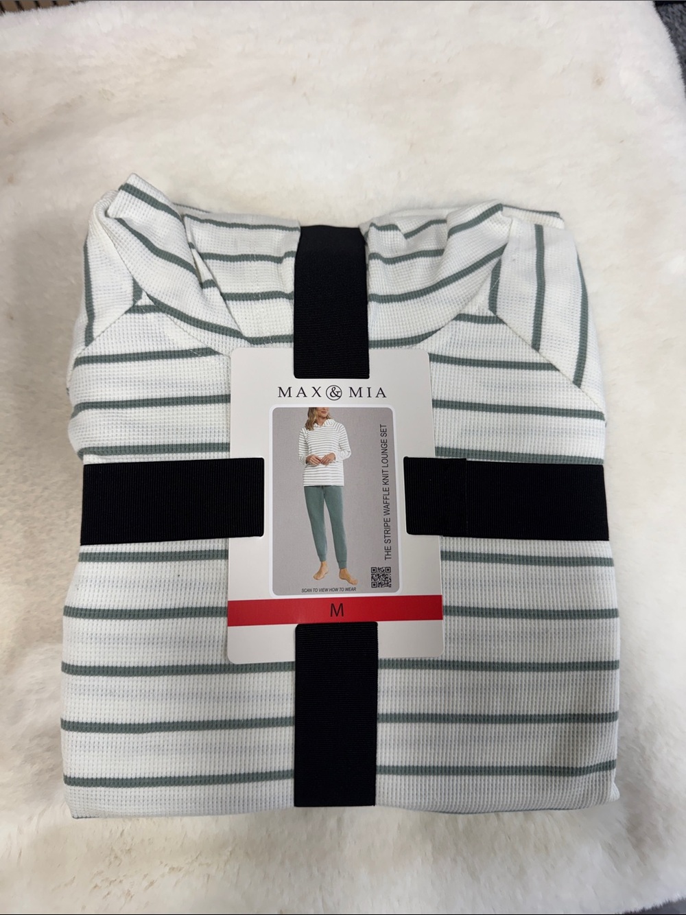 Max & Mia Women’s Green Striped Lounge Top - White/Green